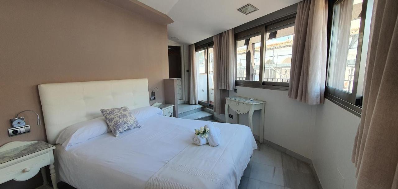 Apartamentos Torre De La Mezquita Córdoba Eksteriør bilde