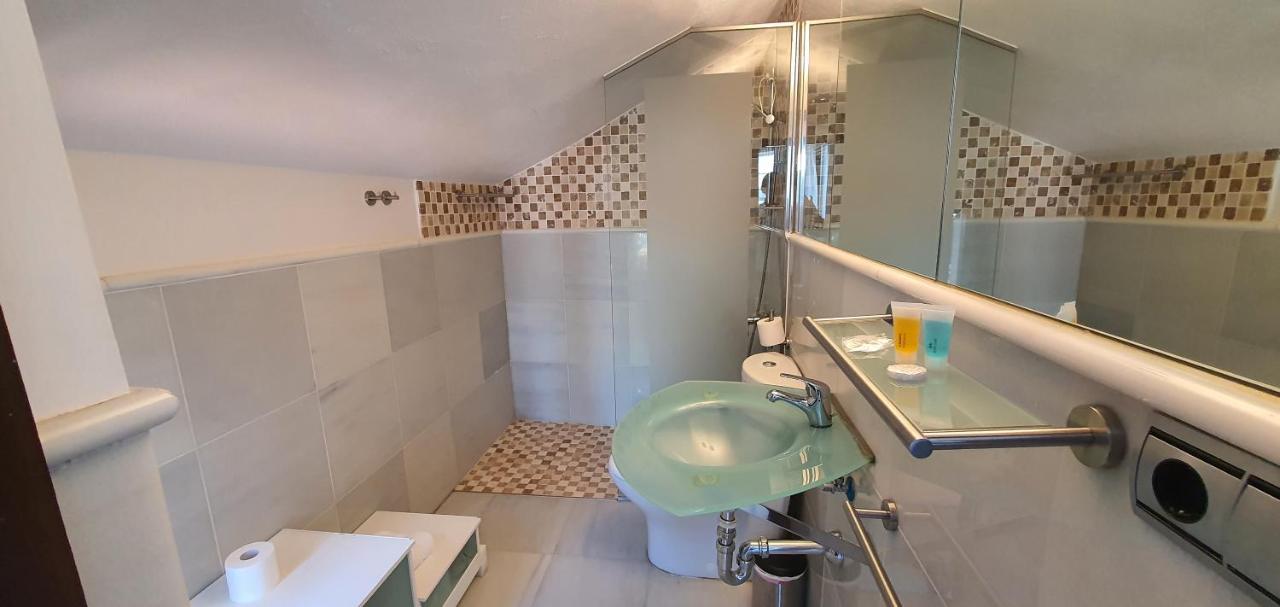 Apartamentos Torre De La Mezquita Córdoba Eksteriør bilde